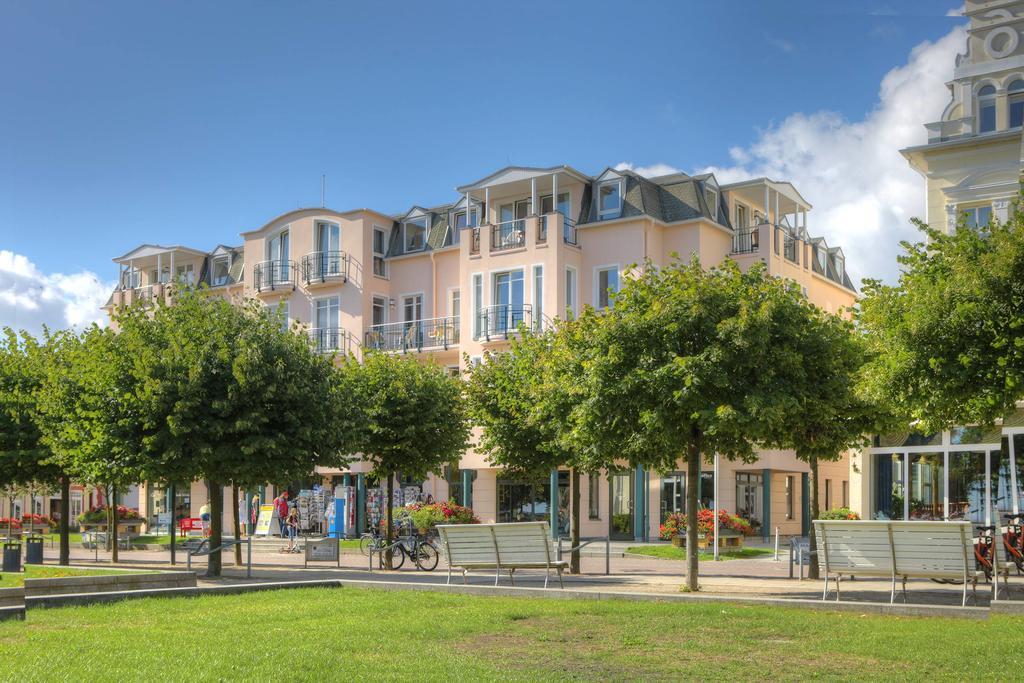 Seetelhotel Ostseeresidenz Ahlbeck Heringsdorf  Exterior photo