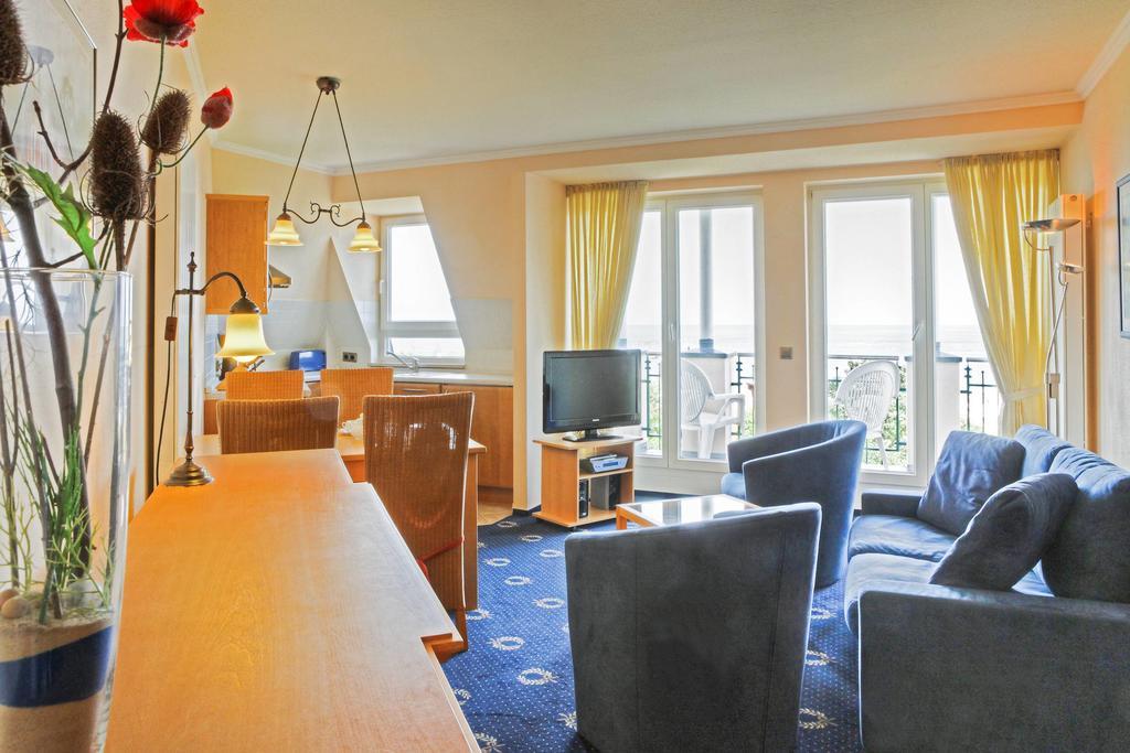 Seetelhotel Ostseeresidenz Ahlbeck Heringsdorf  Exterior photo