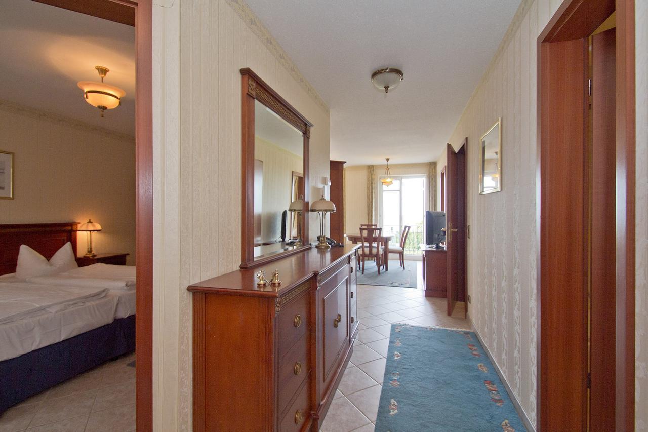 Seetelhotel Ostseeresidenz Ahlbeck Heringsdorf  Exterior photo
