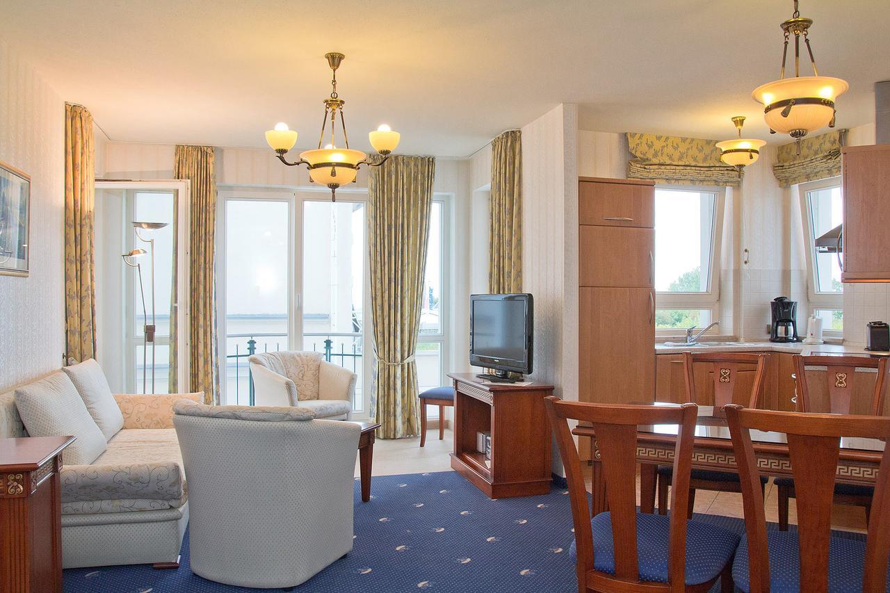 Seetelhotel Ostseeresidenz Ahlbeck Heringsdorf  Exterior photo