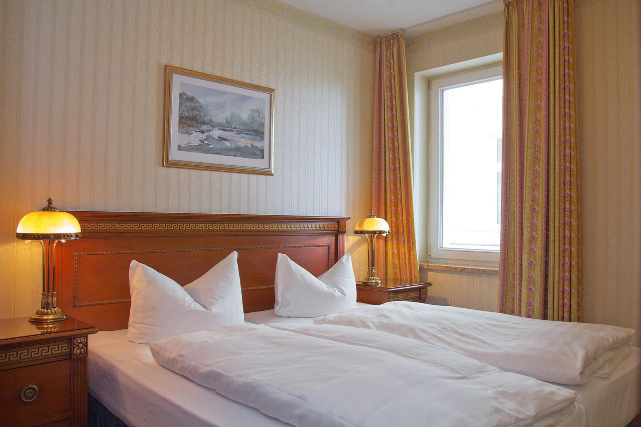Seetelhotel Ostseeresidenz Ahlbeck Heringsdorf  Exterior photo