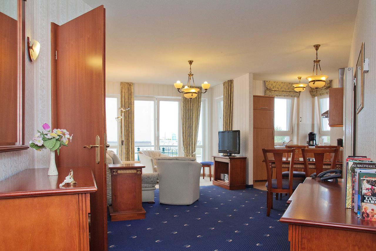 Seetelhotel Ostseeresidenz Ahlbeck Heringsdorf  Exterior photo